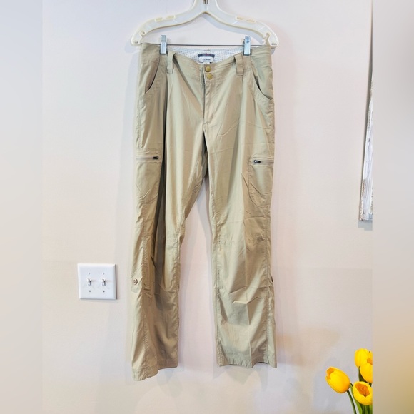 🔥L.L Bean Man’s Pants🔥 - Picture 1 of 9